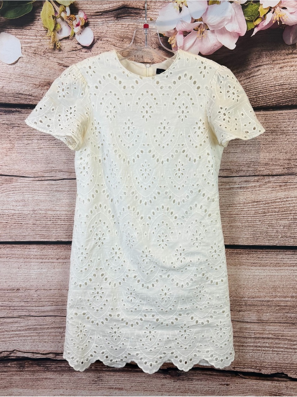 Zara Women’s Eyelet Embroidery Solid White Elegant Classy Dress XS